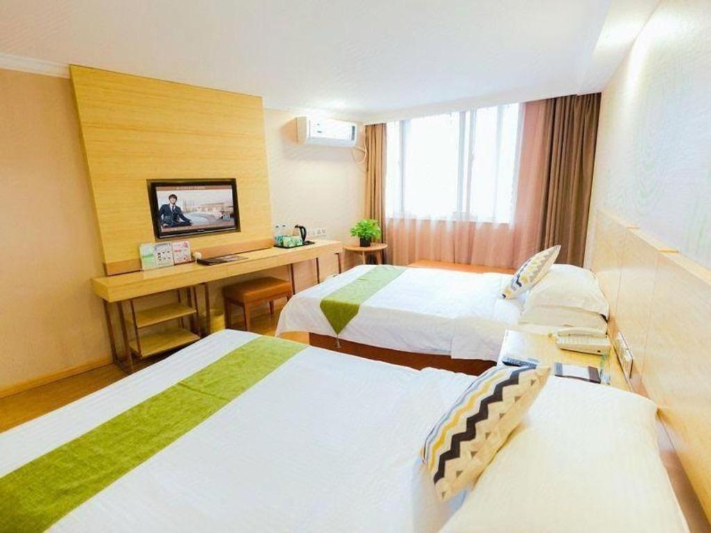 Greentree Guangxin Road Tongji Hospital Express 3* Shanghai