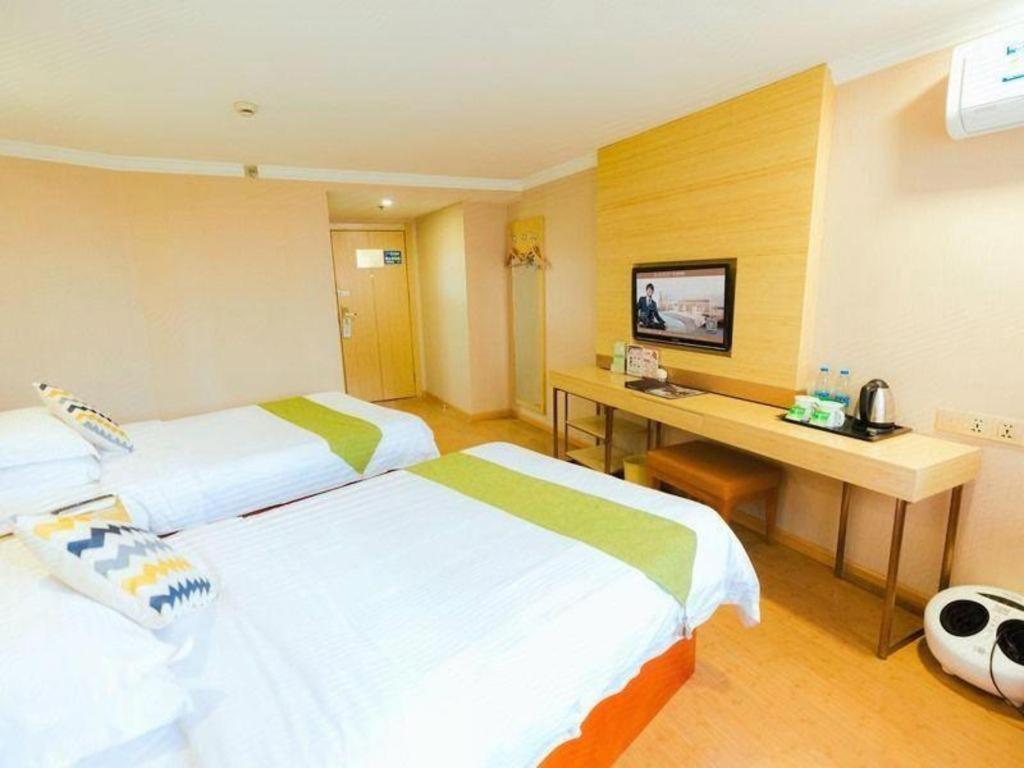 Greentree Guangxin Road Tongji Hospital Express 3*