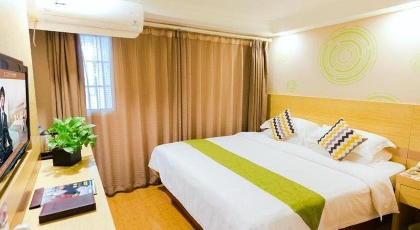 Greentree Guangxin Road Tongji Hospital Express Hotel Shanghai