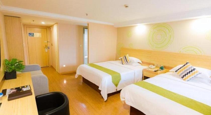 Greentree Guangxin Road Tongji Hospital Express 3* Shanghai