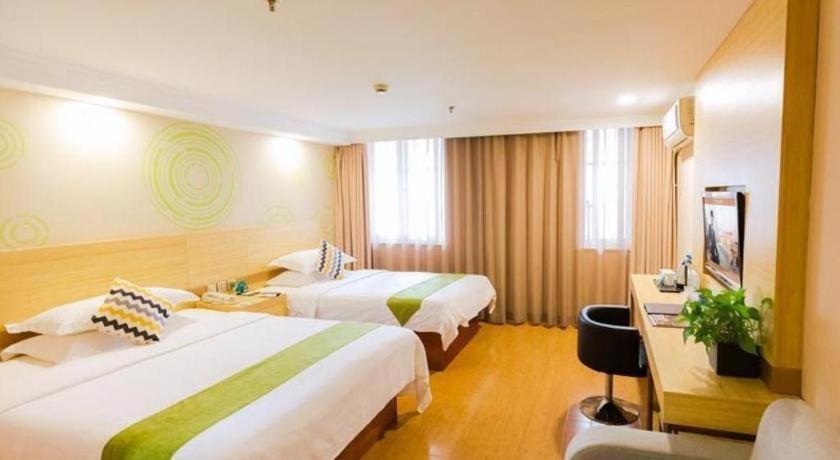 Greentree Guangxin Road Tongji Hospital Express 3*