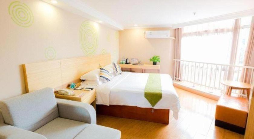Greentree Guangxin Road Tongji Hospital Express 3*